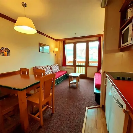 Montagnard A Plagne Soleil, Aux Pieds, 5 Pers. - Fr-1-351-89 *