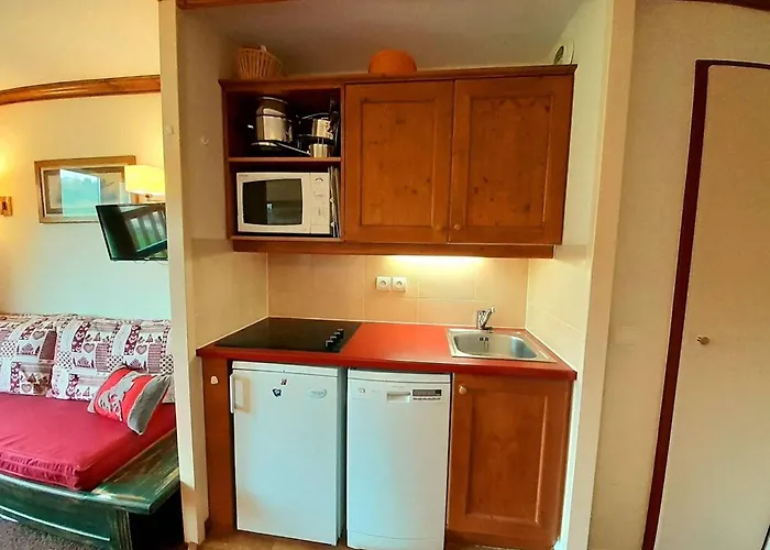 Montagnard A Plagne Soleil, Aux Pieds, 5 Pers. - Fr-1-351-89 Ла-Плань